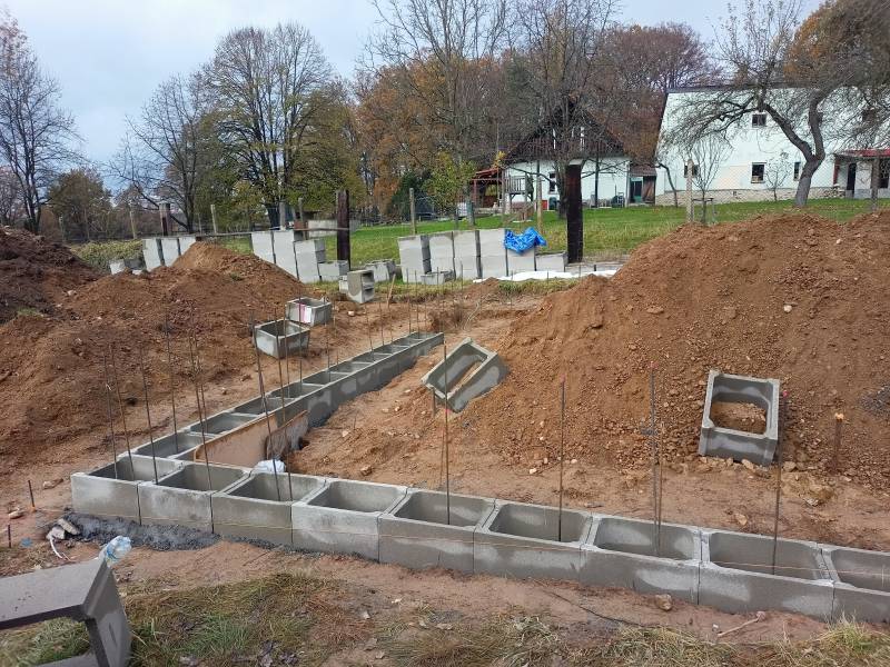 Ale postupně člověk získával praxi a šlo to líp a líp.